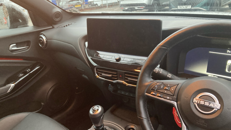 Nissan Juke 1.0 DiG-T Tekna 5dr Petrol Hatchback